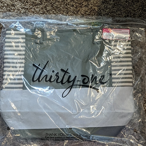 Thirty-One Colorblock Tote - Picture 1 of 3